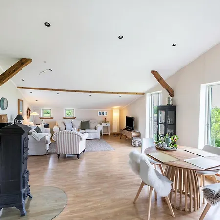 Alter Heuboden 아파트